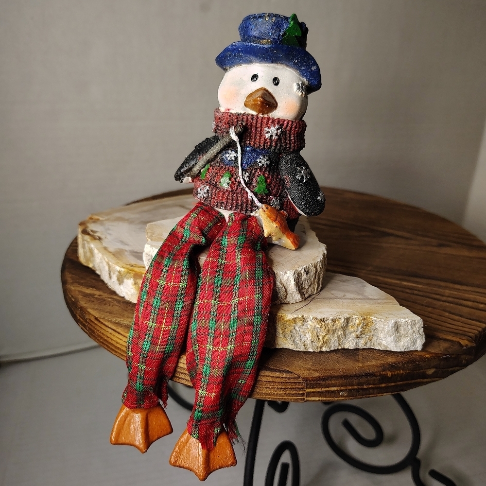 Jubilee Giftware Penguin Shelf Sitter Ornament Arctic Ice Fishing Figurine